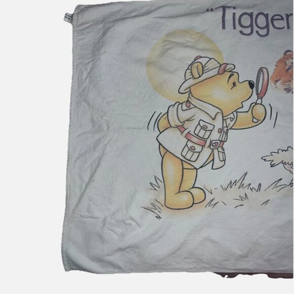 VTG Disney Winnie The Pooh Animal Kingdom “is That You Tigger?” Beach Towel Y2K - Picture 3 of 12